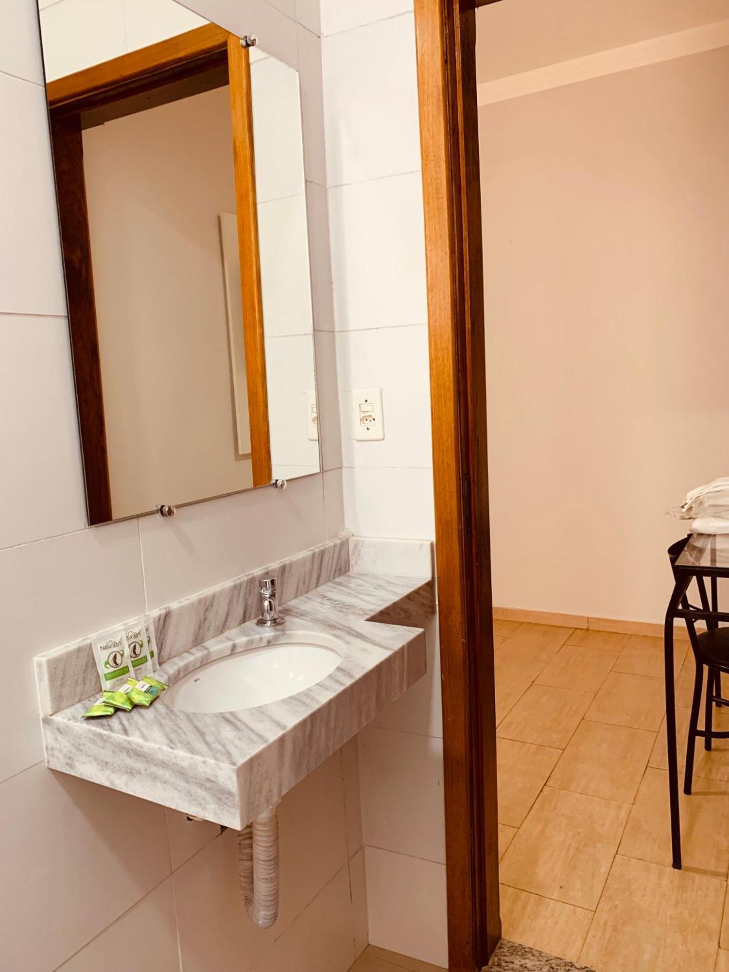 Hotel Belvedere Araras - Facil Acesso Hospital Sao Leopoldo E Faculdades Cameră foto