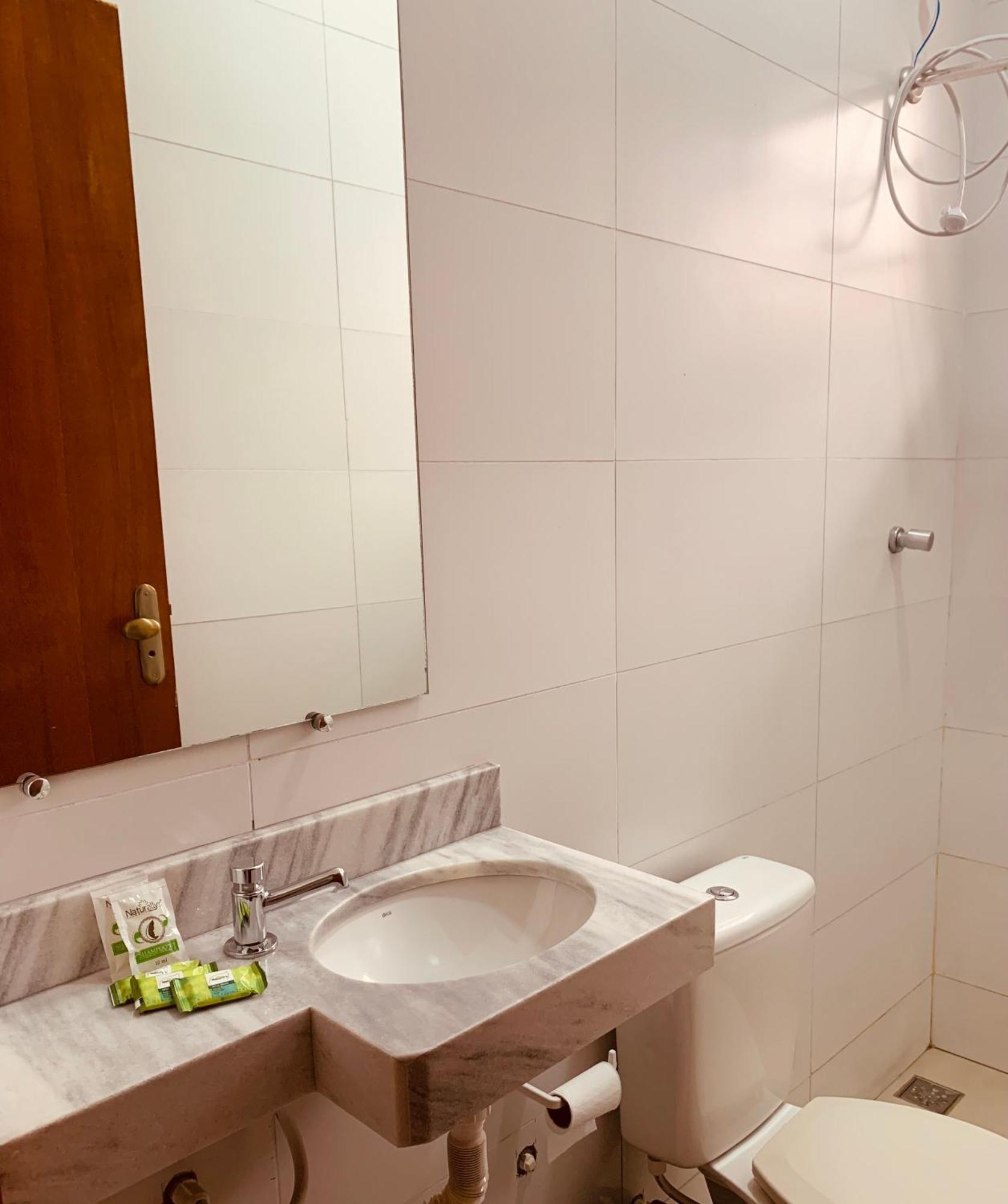 Hotel Belvedere Araras - Facil Acesso Hospital Sao Leopoldo E Faculdades Cameră foto